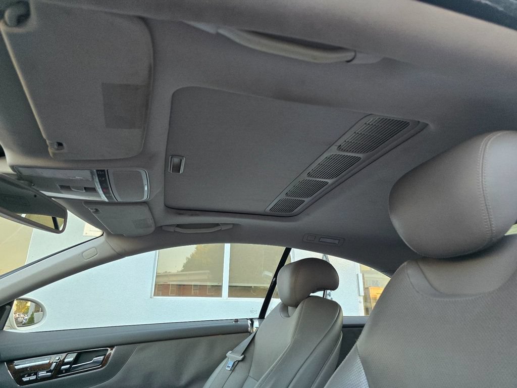 Used 2007 Mercedes-Benz CL 550 image 12