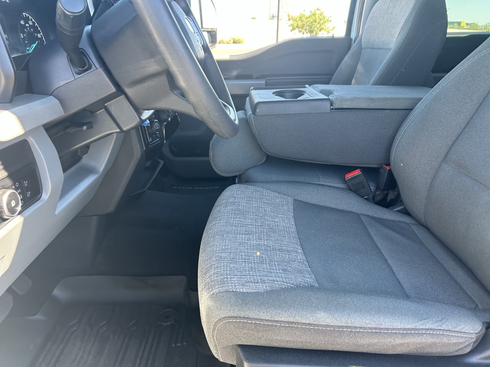 Used 2025 Ford F350 XLT w/ Tremor Off-Road Package AWD/4WD image 26