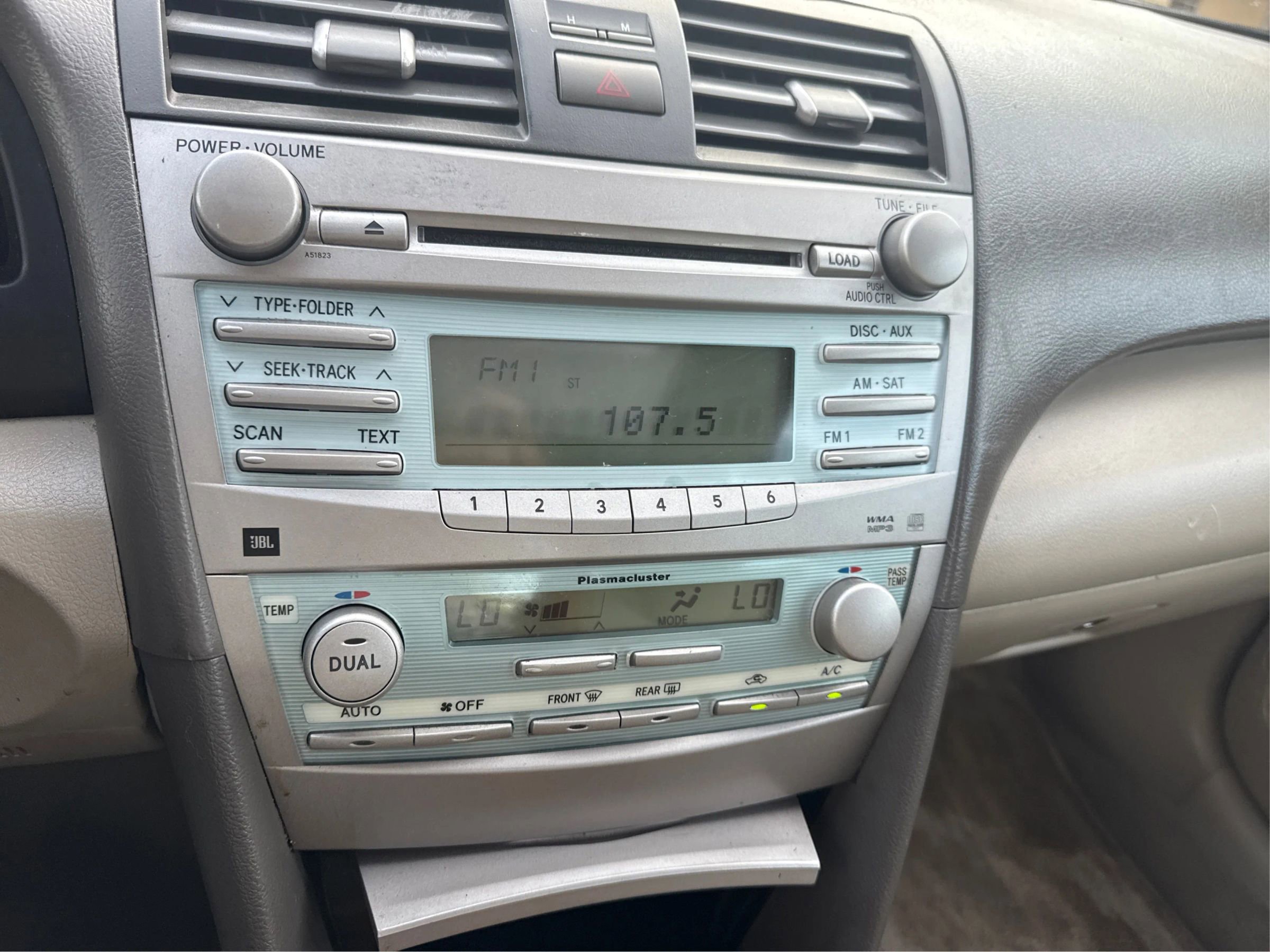 Used 2007 Toyota Camry XLE FWD image 16
