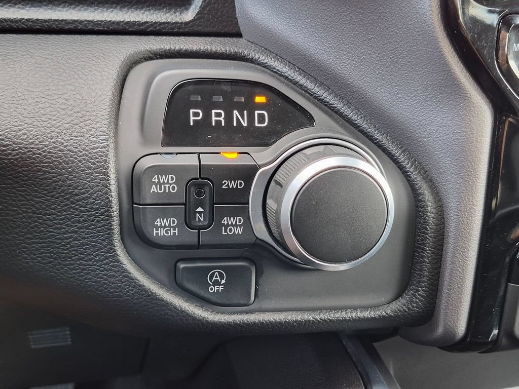 Used 2025 RAM 1500 Big Horn AWD/4WD image 19
