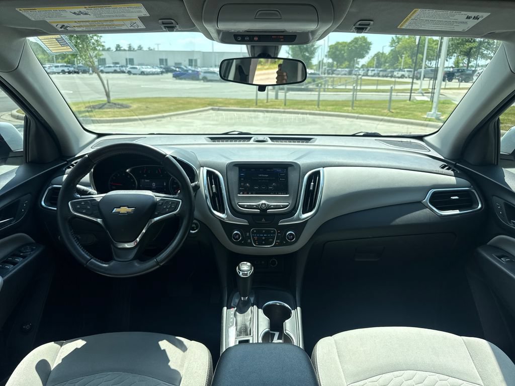 Used 2019 Chevrolet Equinox LT FWD image 16