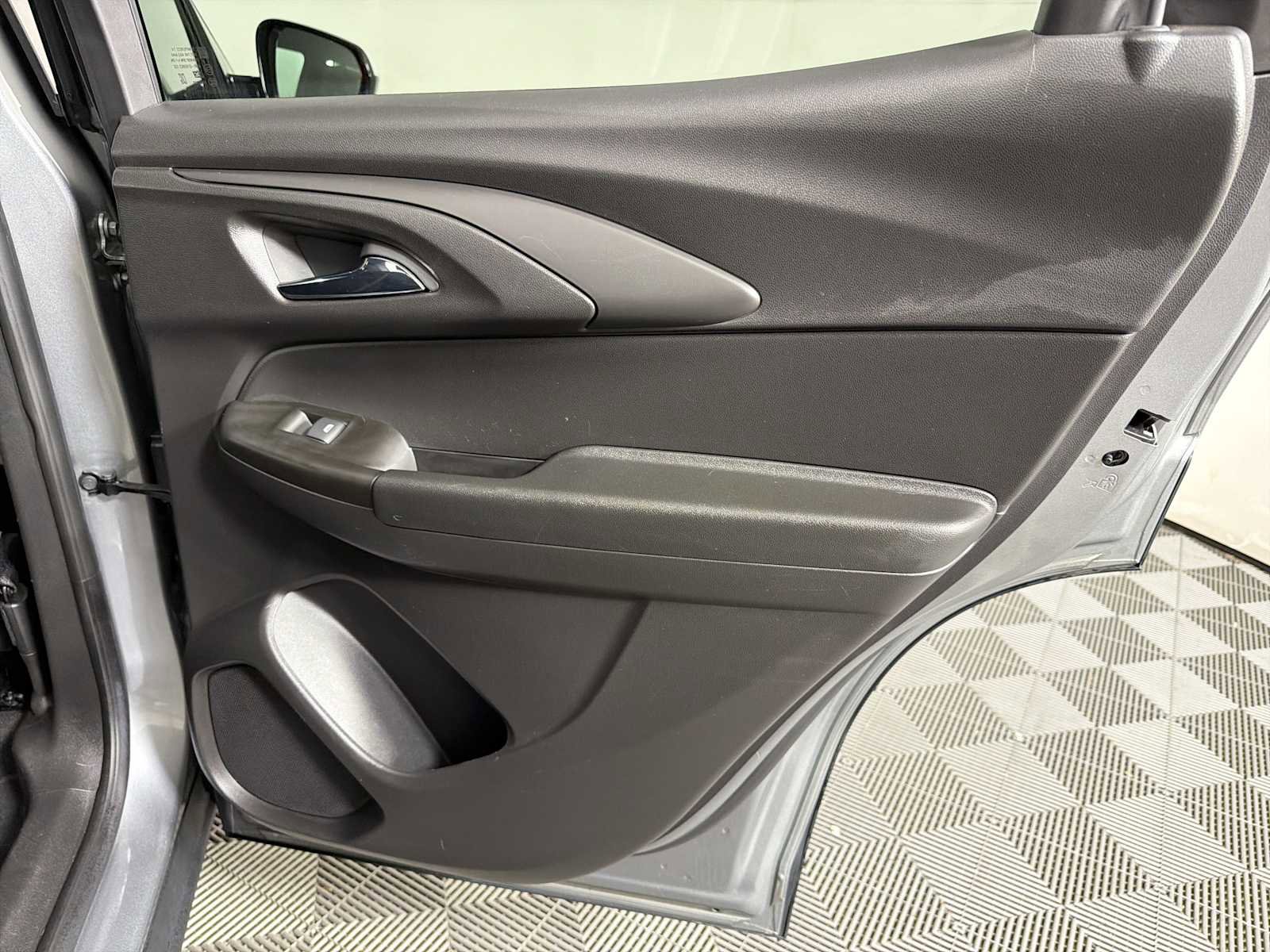 Used 2023 Chevrolet TrailBlazer ACTIV w/ Sun and Liftgate Package image 14