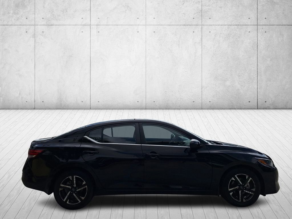 Used 2024 Nissan Sentra SV image 6