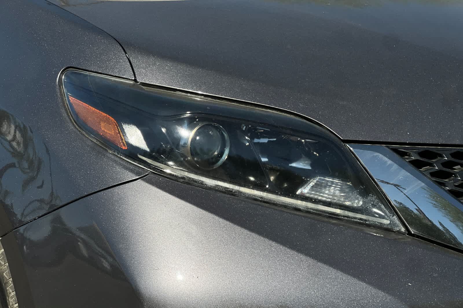 Used 2015 Toyota Sienna SE w/ SE Preferred Package FWD image 35