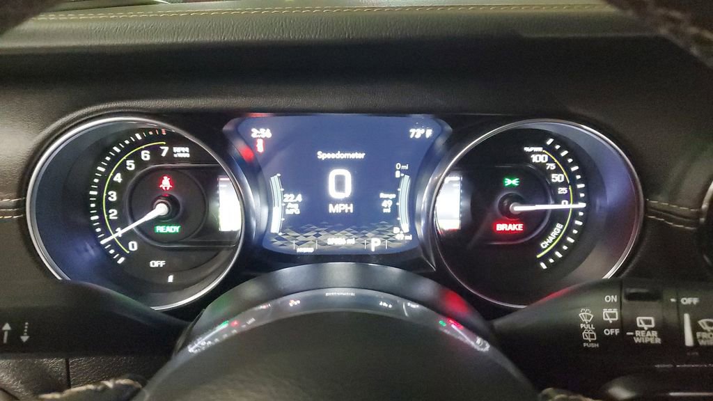 Used 2022 Jeep Wrangler Unlimited Sahara image 30