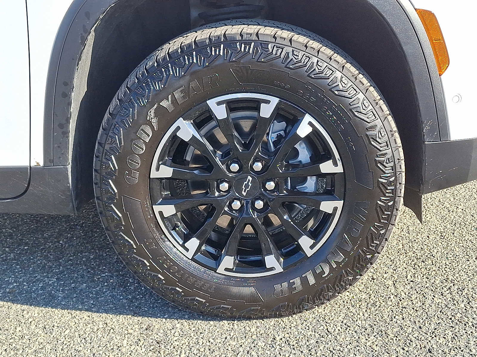 Certified 2025 Chevrolet Traverse Z71 w/ Enhanced Driving Package image 8