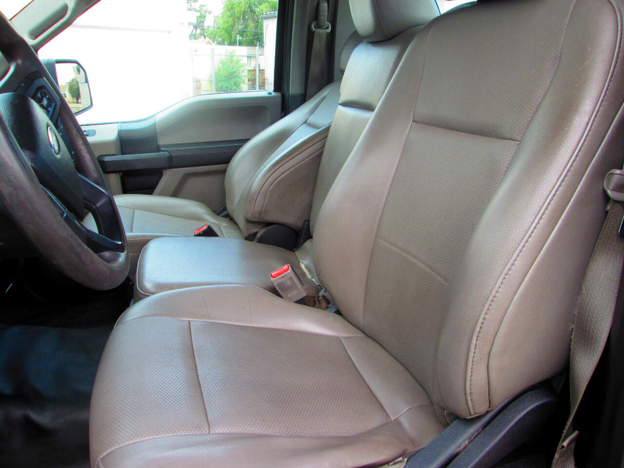 Used 2016 Ford F150 XL w/ Equipment Group 101A Mid image 9