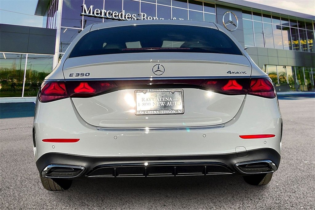 New 2026 Mercedes-Benz E 350 4MATIC Sedan image 4