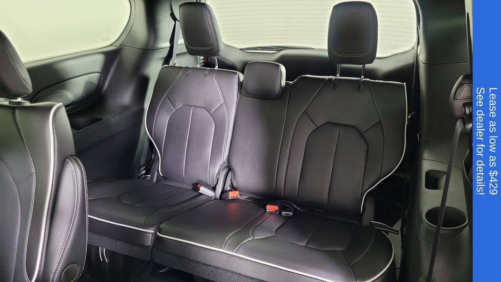 New 2026 Chrysler Pacifica Limited w/ S Appearance Package image 32