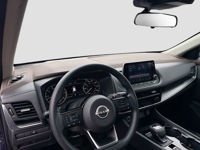 Used 2023 Nissan Rogue SV AWD/4WD image 9