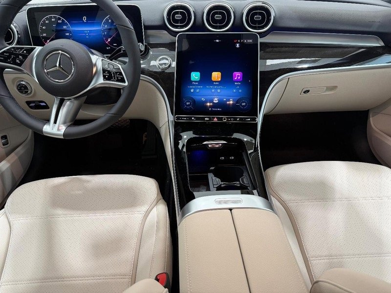New 2026 Mercedes-Benz C 300 4MATIC Sedan image 6