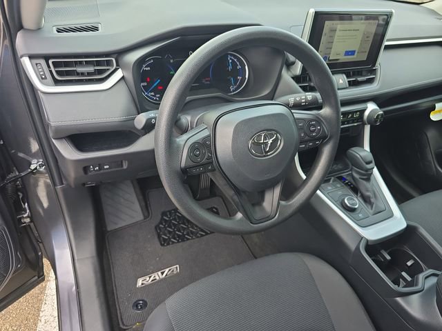 Used 2025 Toyota RAV4 LE image 15