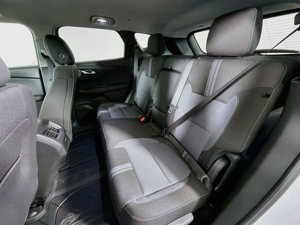 New 2026 Chevrolet Blazer LT w/ LPO, Floor Liner Package AWD/4WD image 17