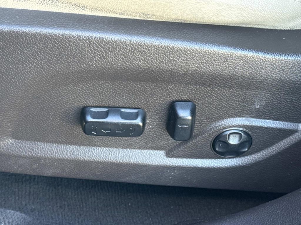 Used 2017 Hyundai Santa Fe Sport w/ 2.0T Ultimate Tech Package 05 image 22