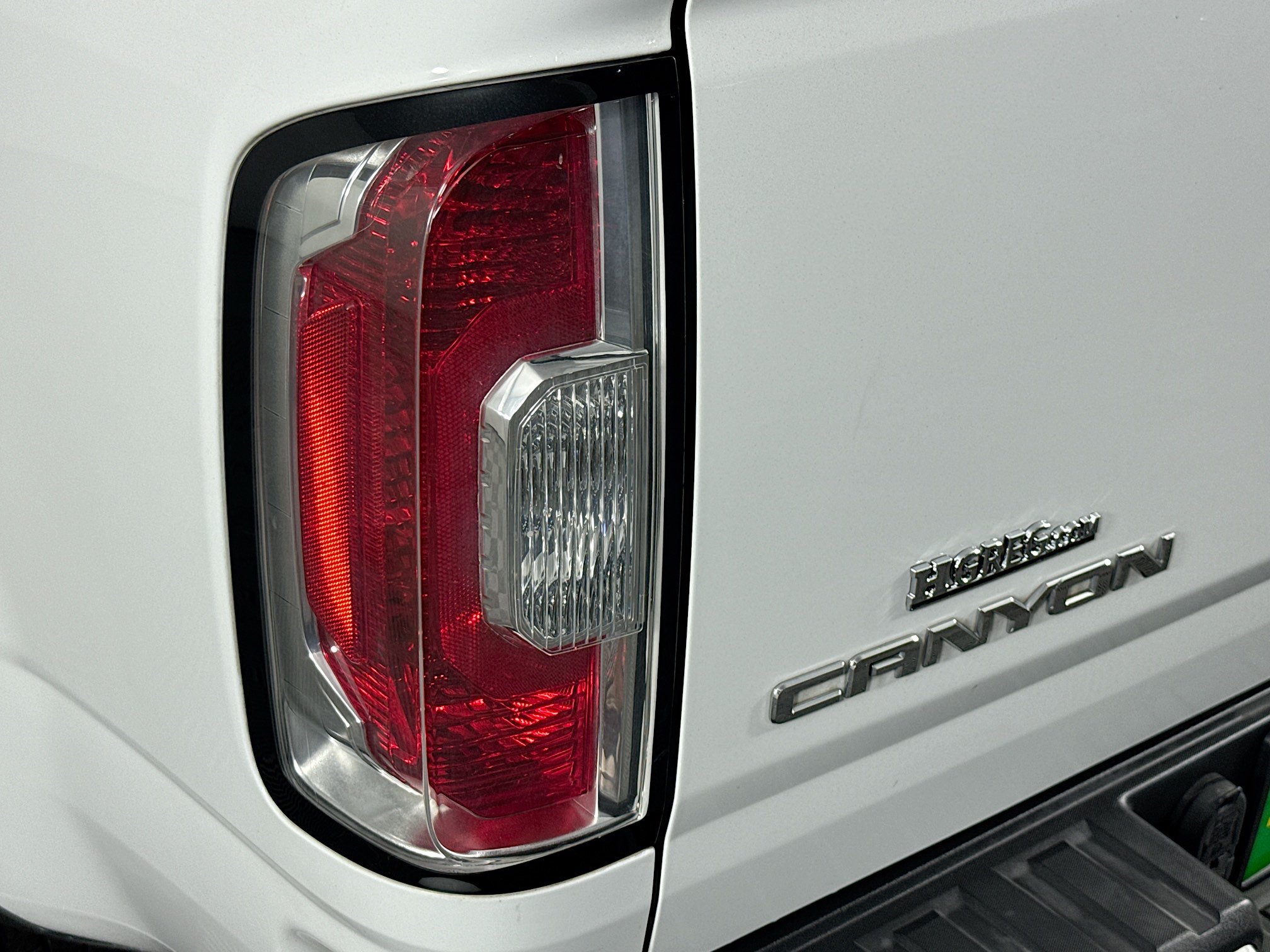 Used 2016 GMC Canyon SLE w/ SLE Convenience Package RWD image 33