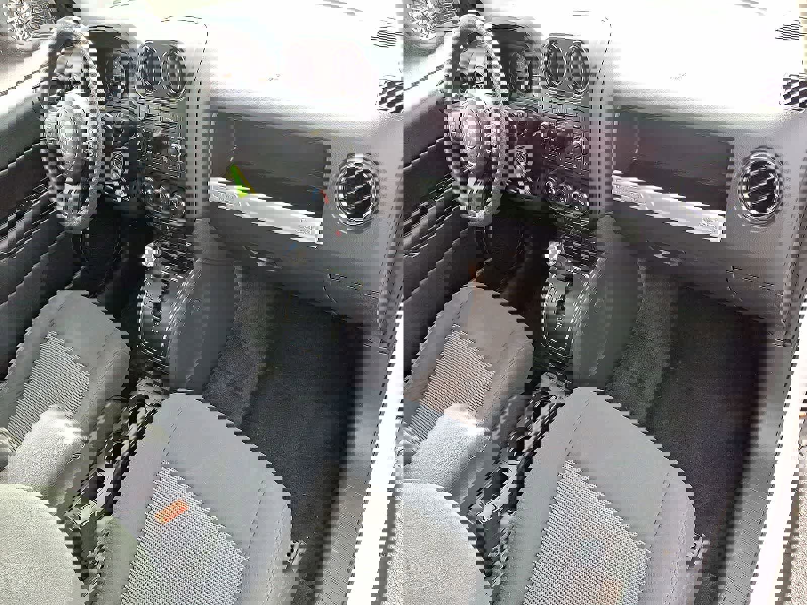 Used 2016 Jeep Compass Sport w/ Power Value Group image 30