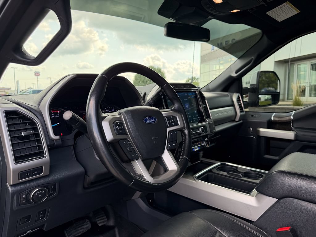 Used 2022 Ford F350 Lariat w/ Lariat Ultimate Package AWD/4WD image 9