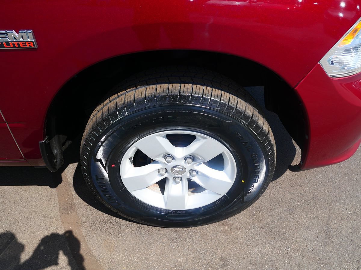 Used 2019 RAM 1500 Express AWD/4WD image 33