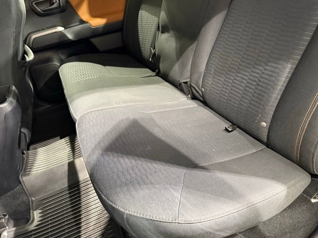 Used 2019 Toyota Tacoma SR5 AWD/4WD image 18