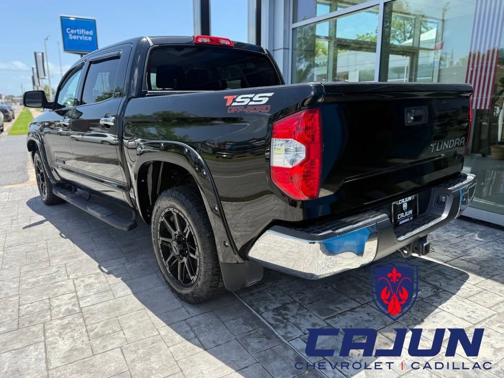 Used 2019 Toyota Tundra SR5 w/ SR5 Upgrade Package RWD image 2