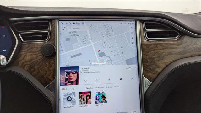 Used 2016 Tesla Model S 90D image 21