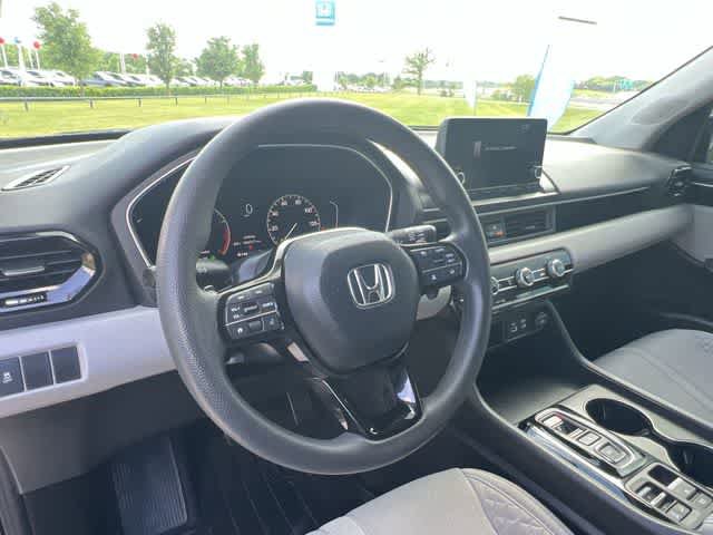 Used 2023 Honda Pilot LX image 15