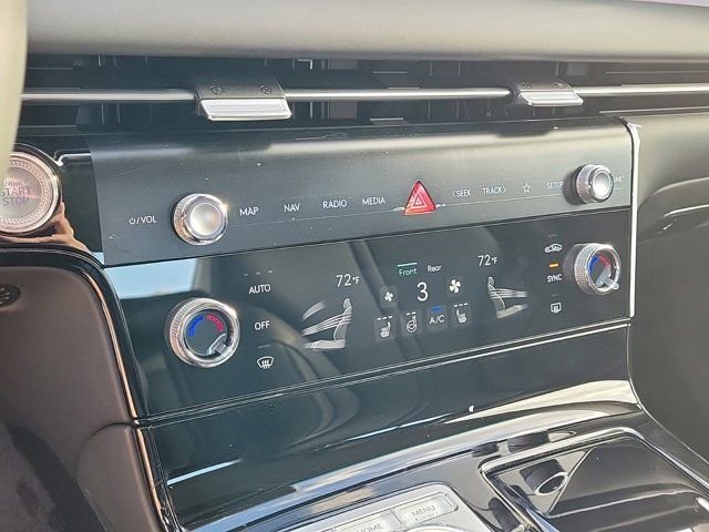 Used 2025 Genesis G80 2.5T AWD/4WD image 25