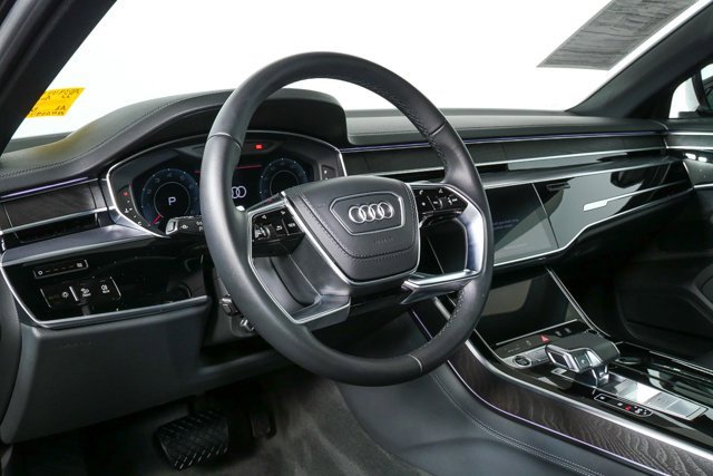 Used 2022 Audi A8 L 3.0T image 4