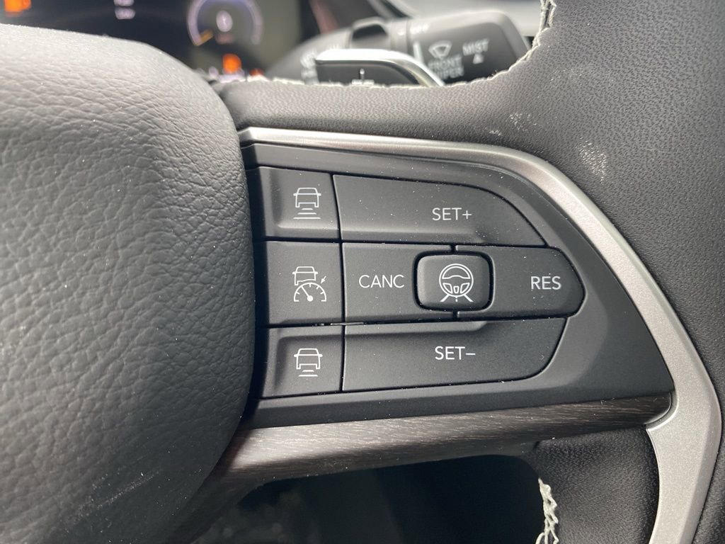 New 2026 Jeep Grand Cherokee Limited w/ Limited Altitude Package image 28