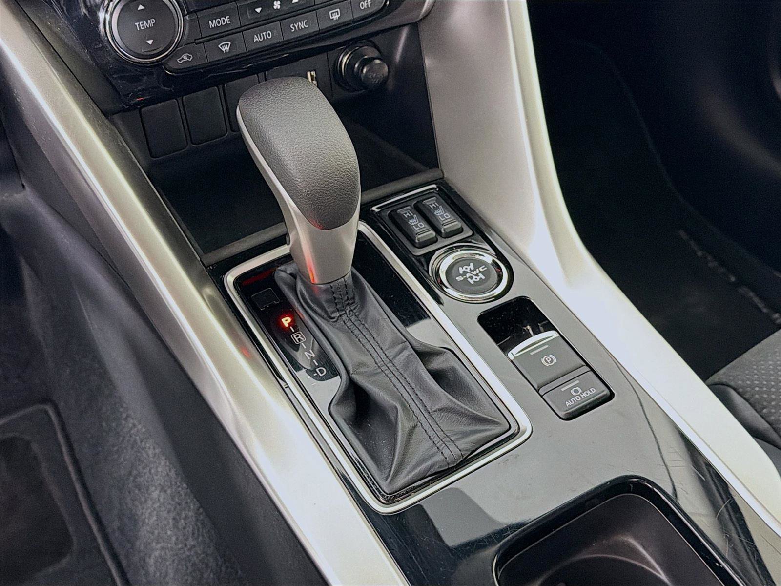 Used 2025 Mitsubishi Eclipse Cross SE image 17