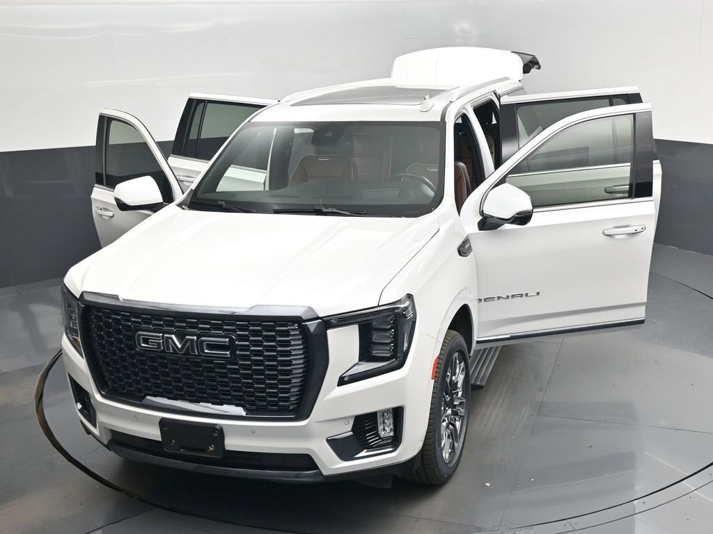 Used 2023 GMC Yukon XL Denali Ultimate image 64