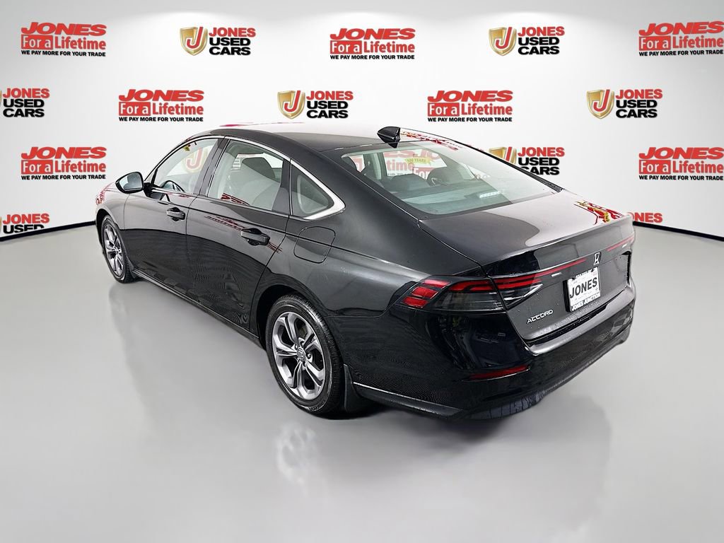 Used 2023 Honda Accord EX image 2
