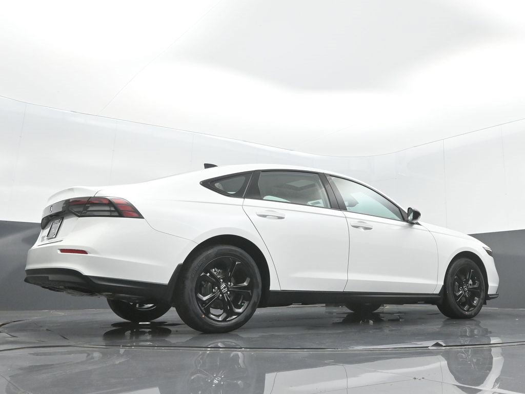 New 2025 Honda Accord SE image 22