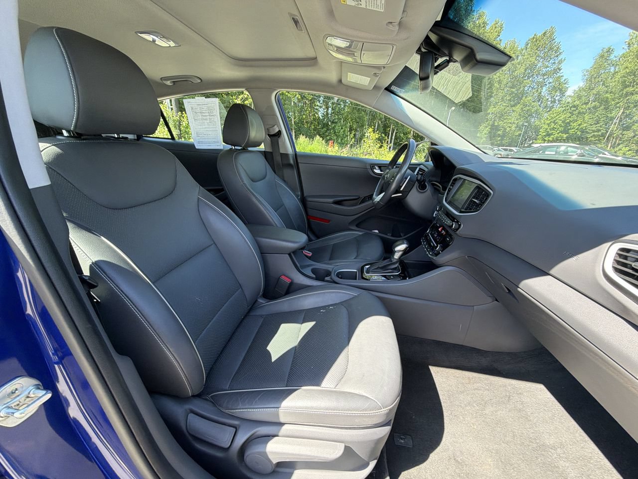 Used 2019 Hyundai Ioniq Limited w/ Ultimate Package 02 FWD image 21