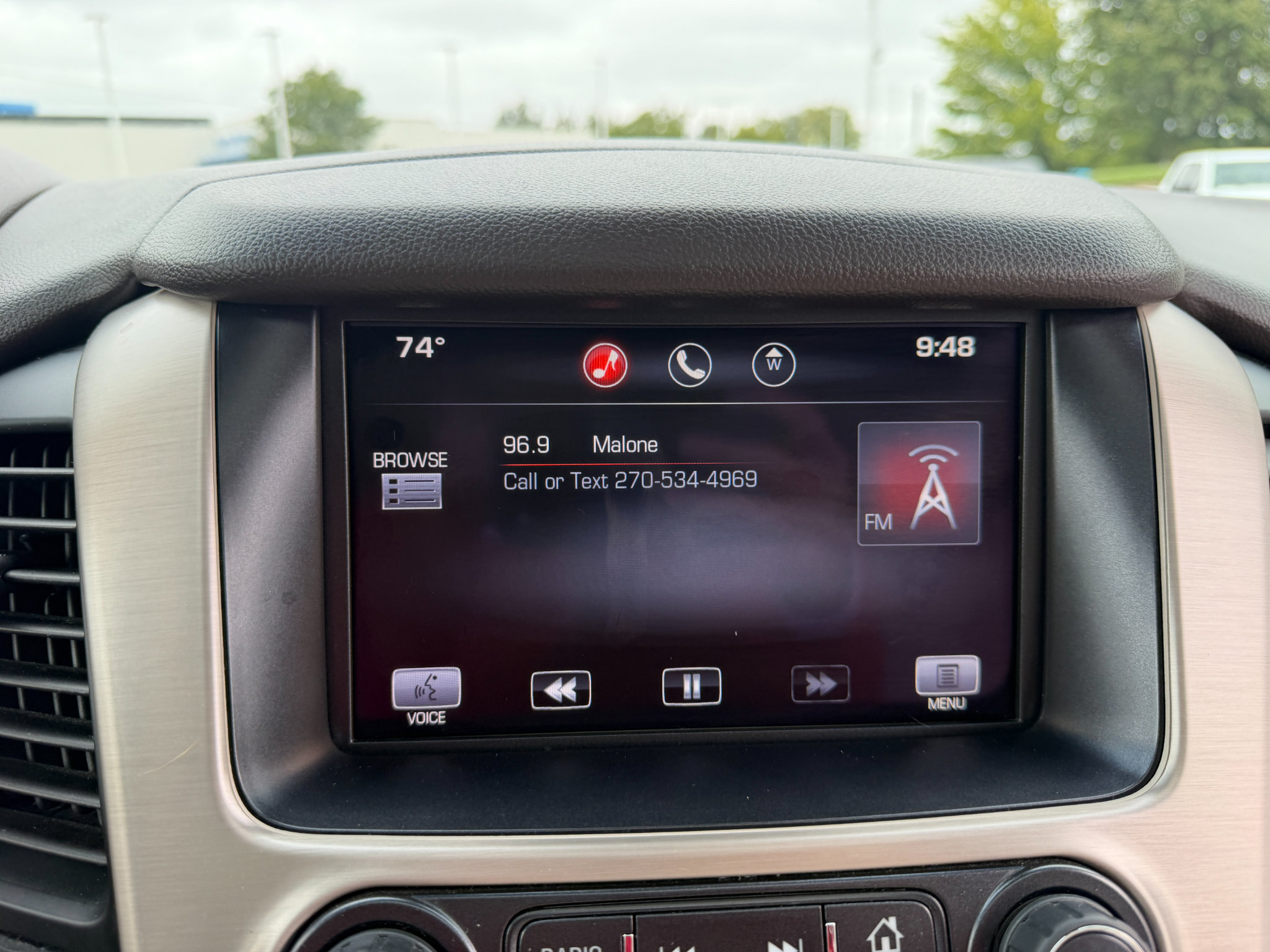 Used 2015 GMC Yukon Denali w/ Touring Package AWD/4WD image 35