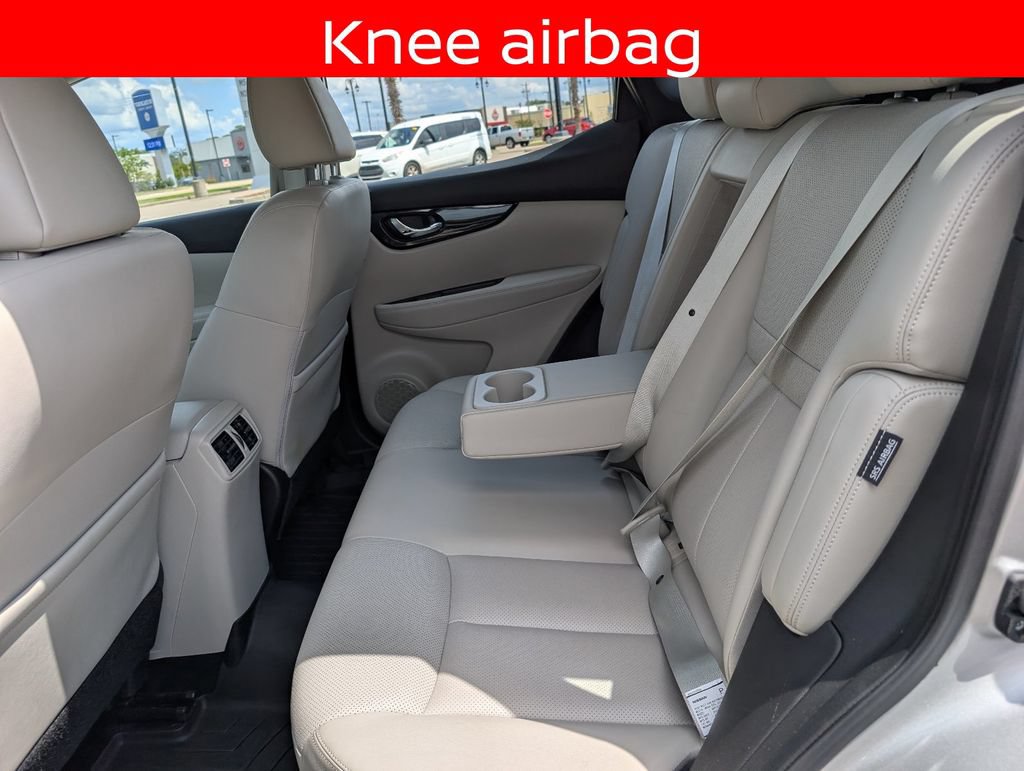 Used 2022 Nissan Rogue Sport SL AWD/4WD image 29