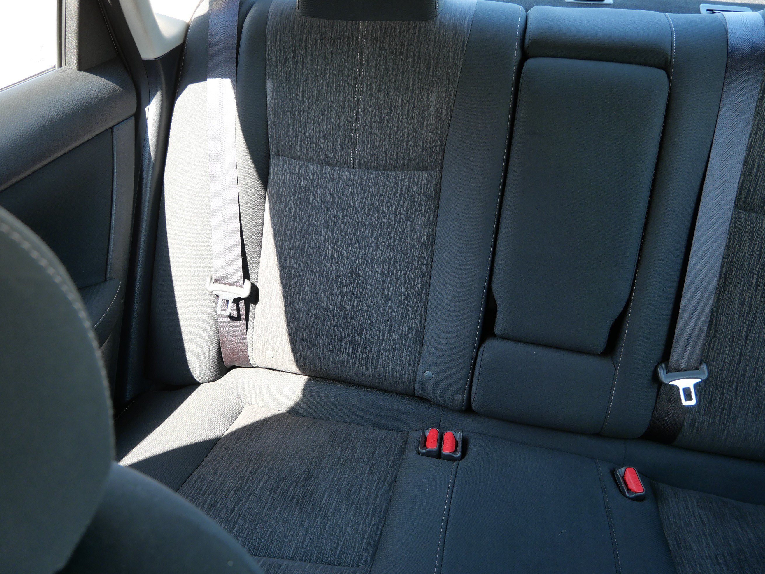 Used 2015 Nissan Sentra SV FWD image 12