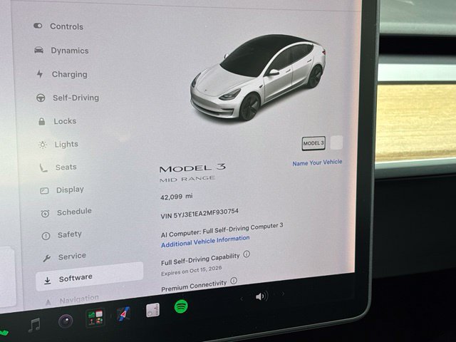 Used 2021 Tesla Model 3 Standard Range Plus RWD image 18