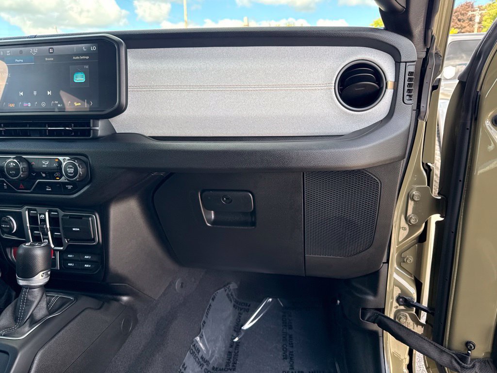 Certified 2025 Jeep Wrangler Unlimited Sport AWD/4WD image 26