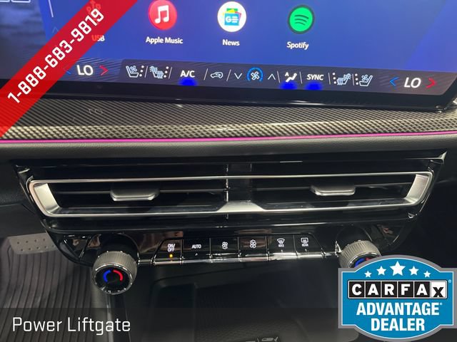 Used 2026 Chevrolet Traverse High Country w/ LPO, Floor Liner Package AWD/4WD image 4