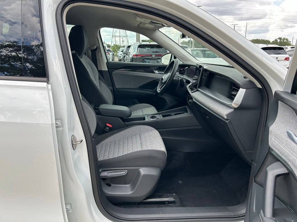 Certified 2026 Volkswagen Tiguan S FWD image 37