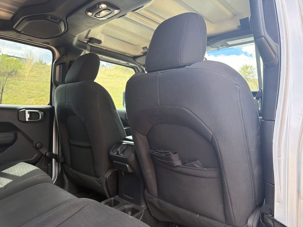 Used 2023 Jeep Gladiator Sport image 27