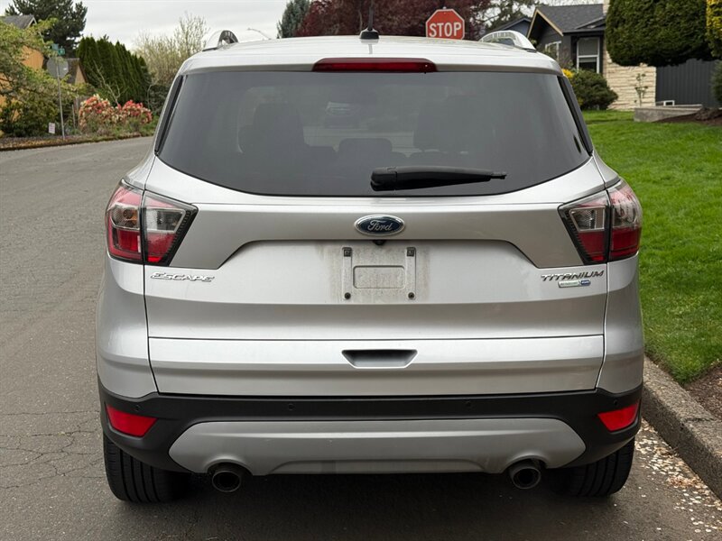 Used 2017 Ford Escape Titanium AWD/4WD image 5