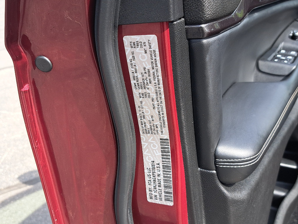 Certified 2023 Jeep Grand Cherokee Altitude AWD/4WD image 36
