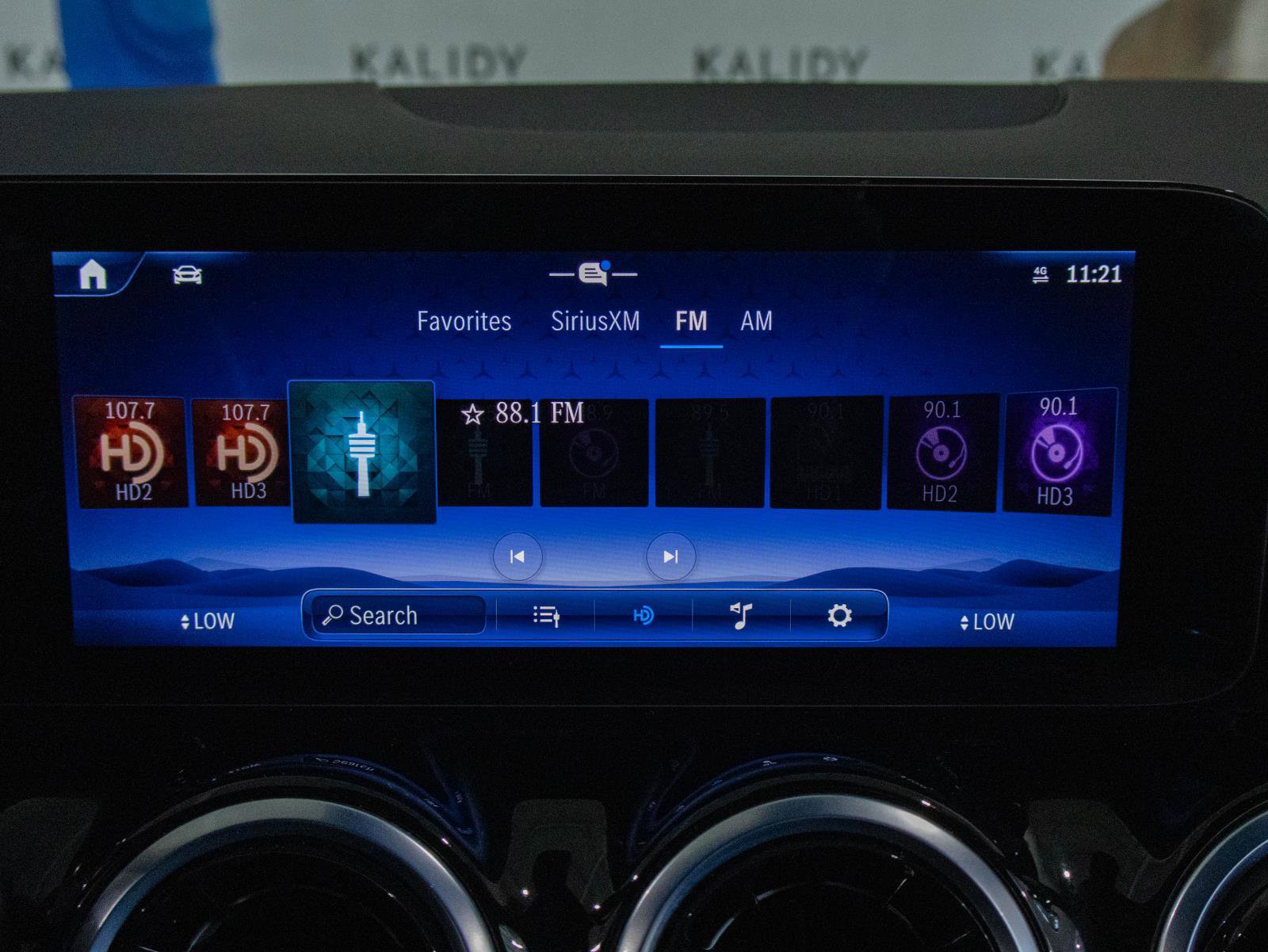 Used 2025 Mercedes-Benz GLA 250 image 8