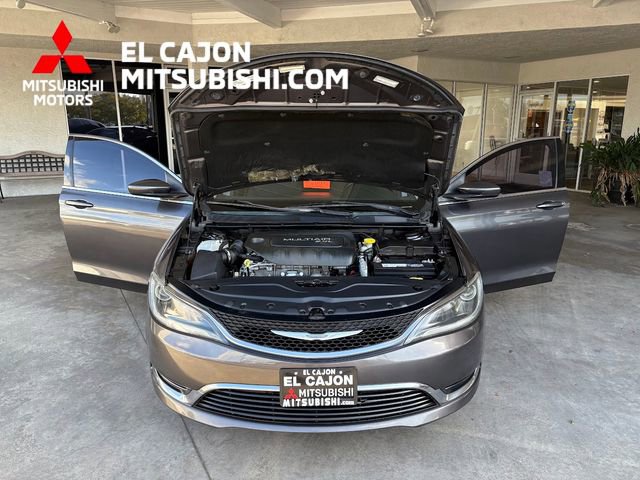 Used 2016 Chrysler 200 Limited w/ Convenience Group image 24