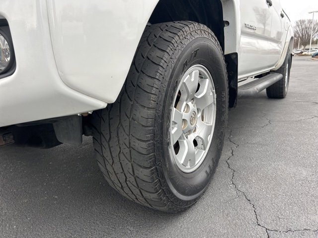 Used 2013 Toyota Tacoma 4x4 Double Cab w/ TRD Off-Road Pkg image 10