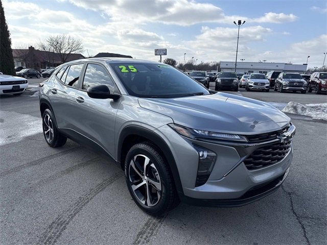 Certified 2024 Chevrolet Trax RS w/ Driver Confidence Package