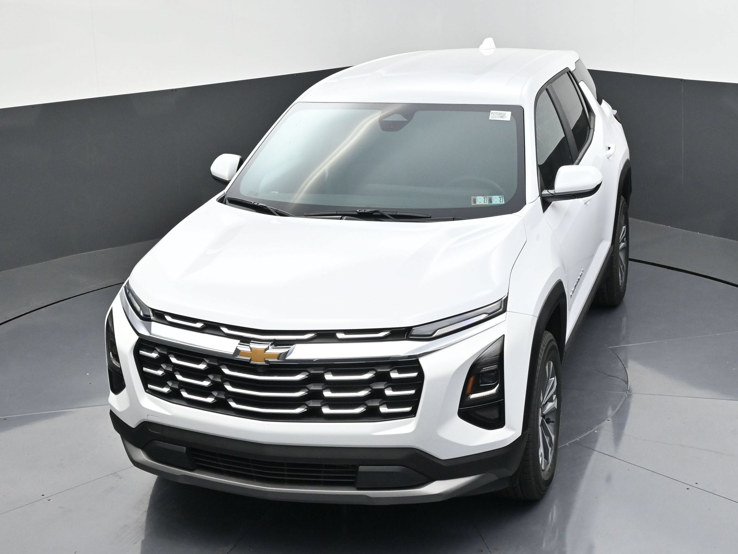 New 2027 Chevrolet Equinox LT w/ Convenience Package II FWD image 48