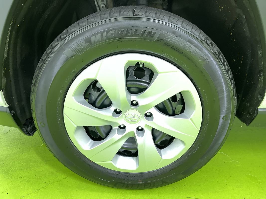 Used 2024 Toyota RAV4 LE image 15